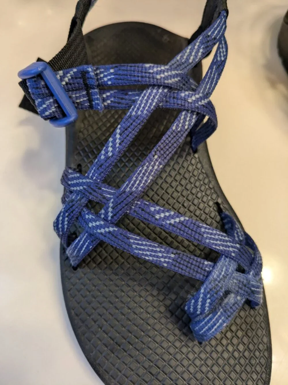 Chaco Women's Z/Cloud X2 sandals Women's Size 8